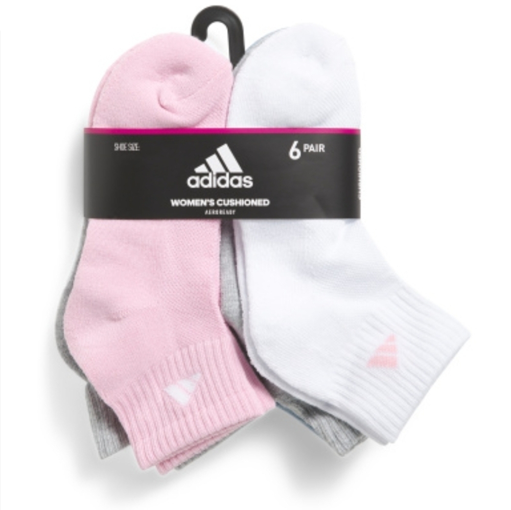 💕🔹️Adidas🔹️ Women's Cushioned 6 Pk Athletic Quarter Length Socks